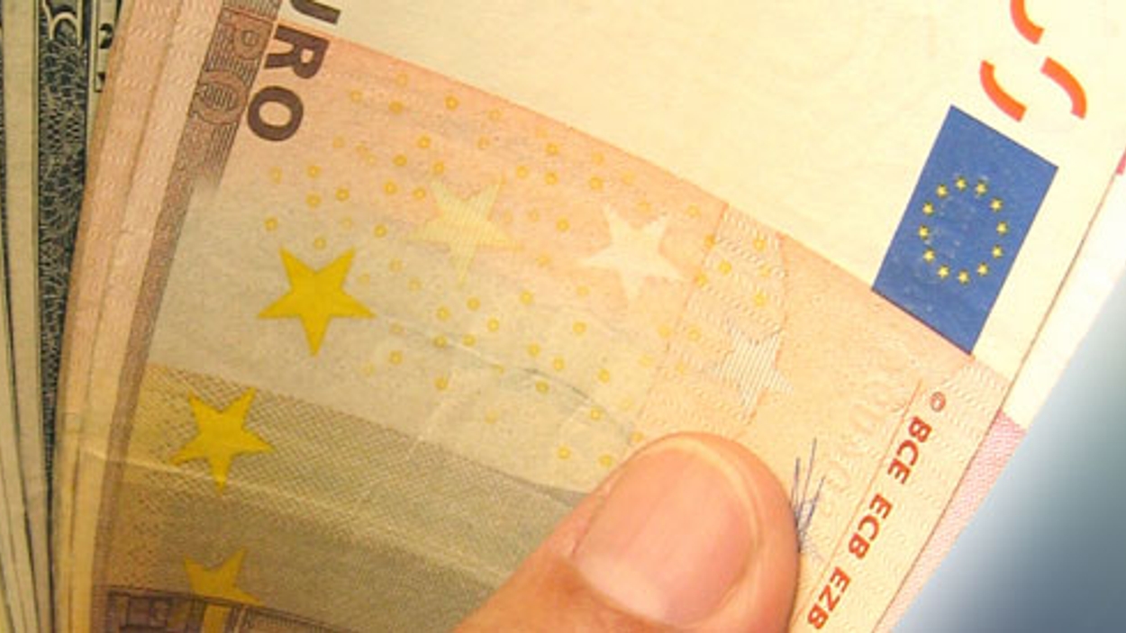 euro-biljetten-geld_48.jpg
