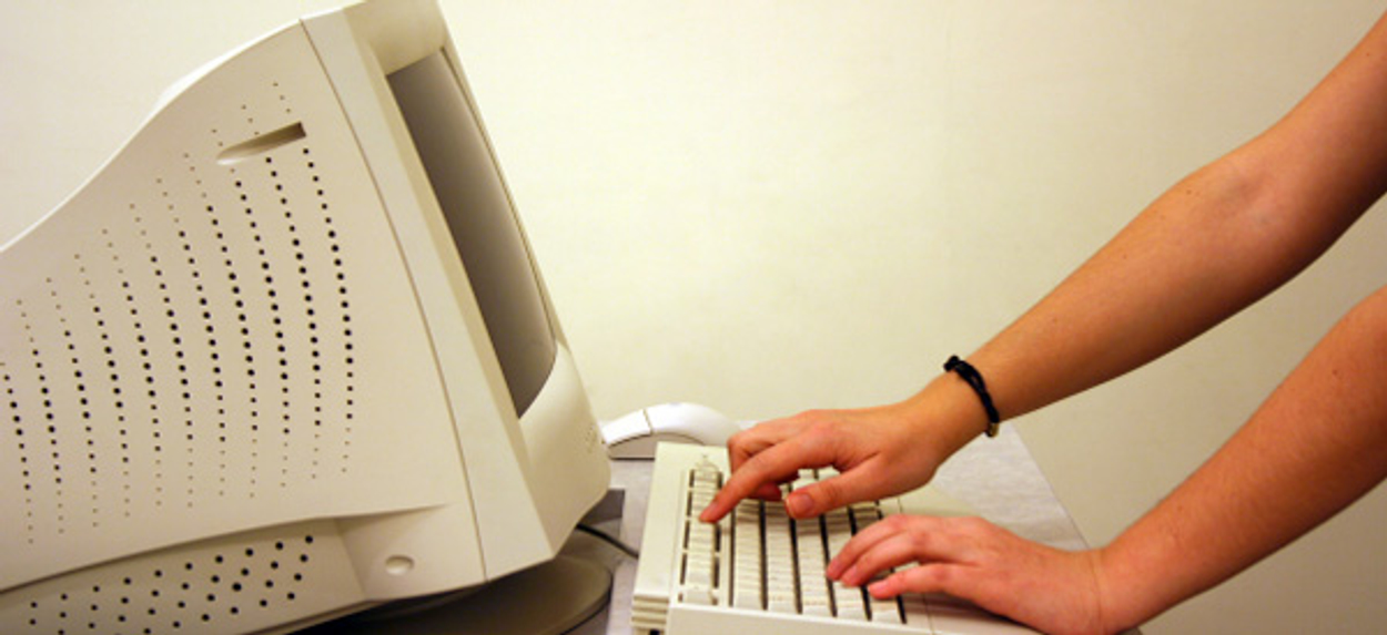 Vaste computer verdwijnt uit huis - Kassa - BNNVARA