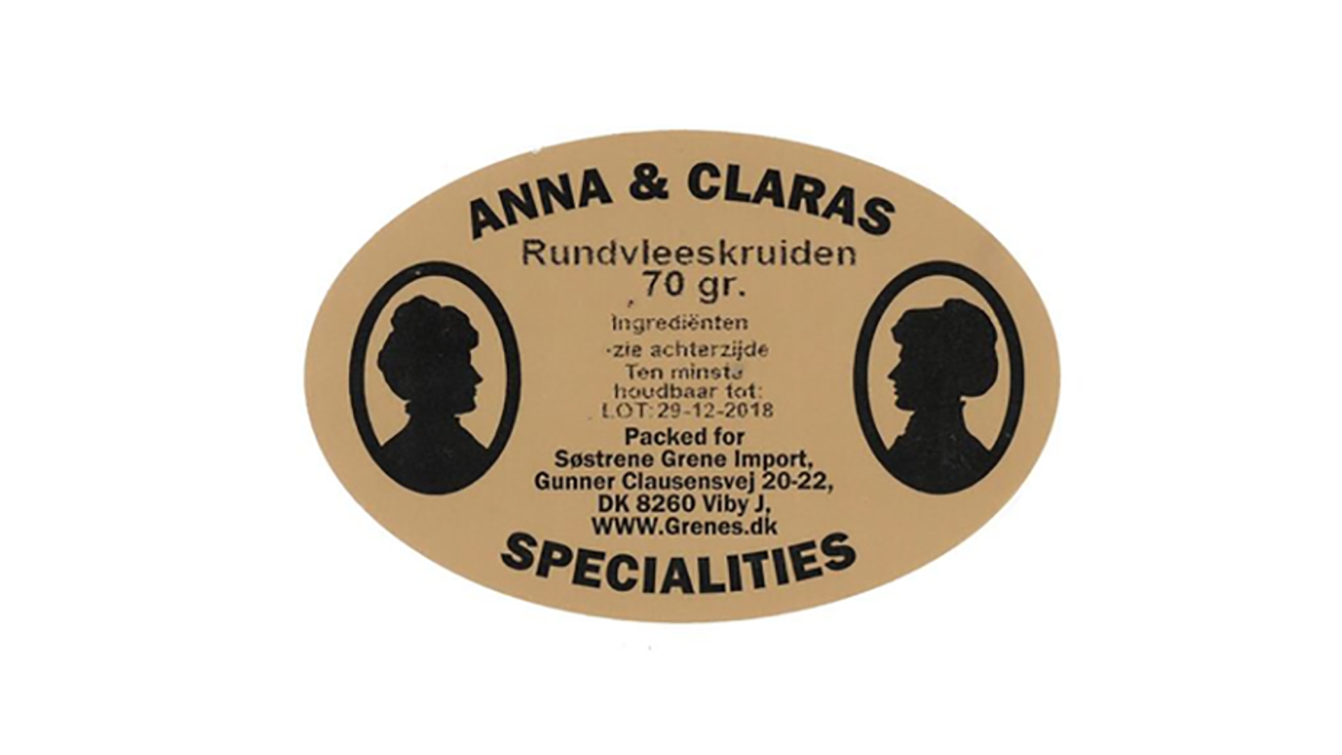 930x520_ANNA & CLARAS