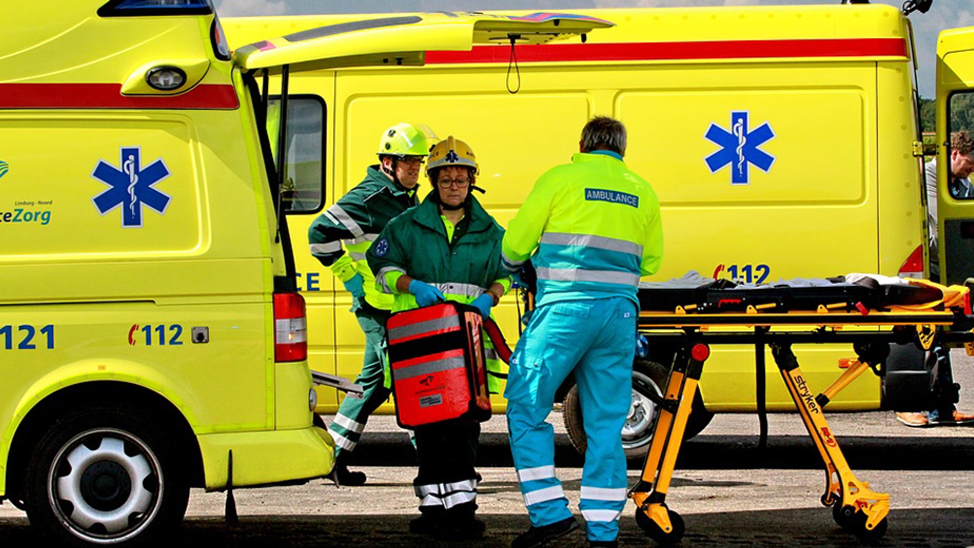 ambulance personeel 930x520