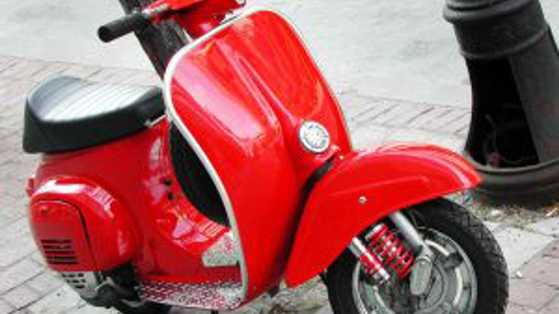 scooter195117.jpg