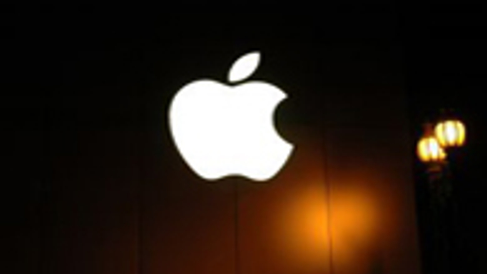 127631_apple_store_02.jpg