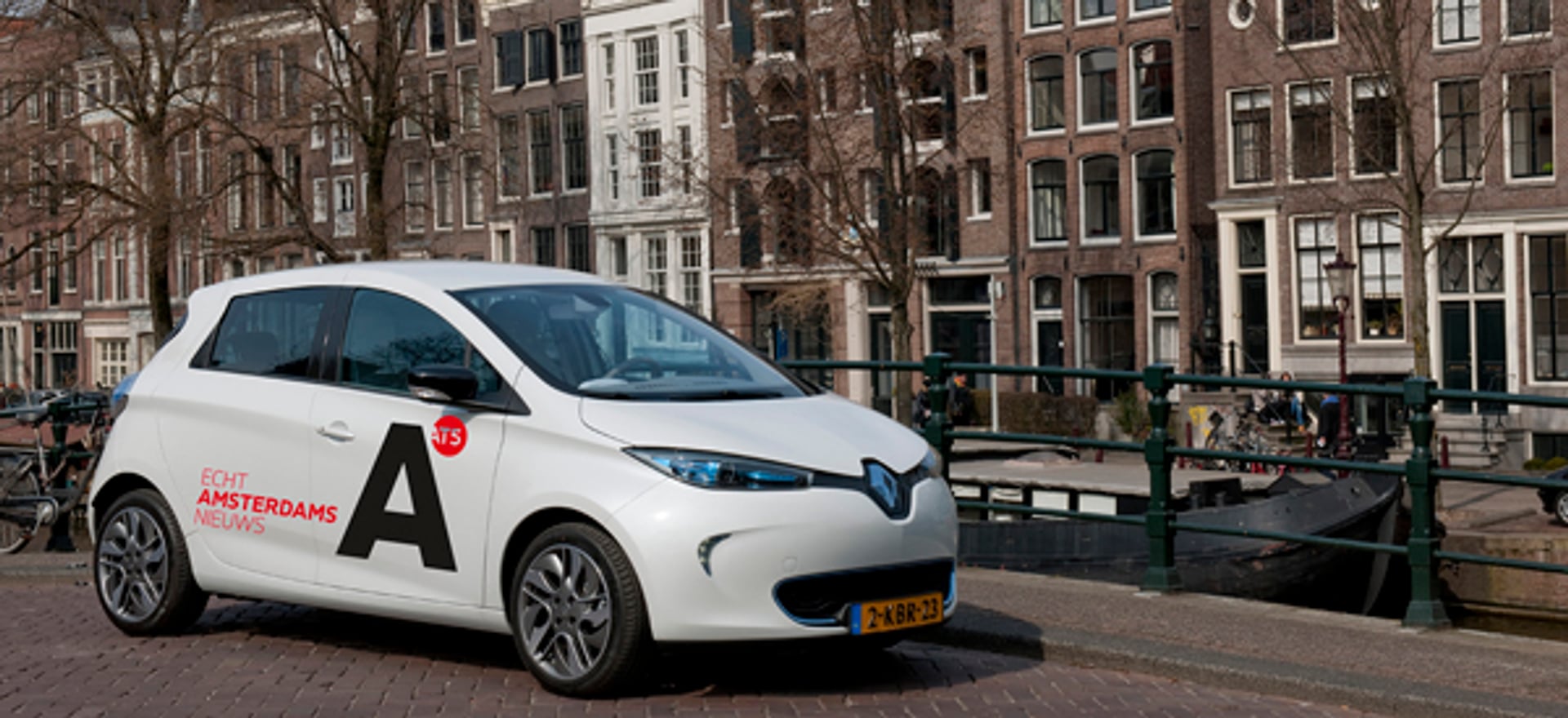AT5 rijdt als eerste tv-zender 100% elektrisch - Kassa - BNNVARA