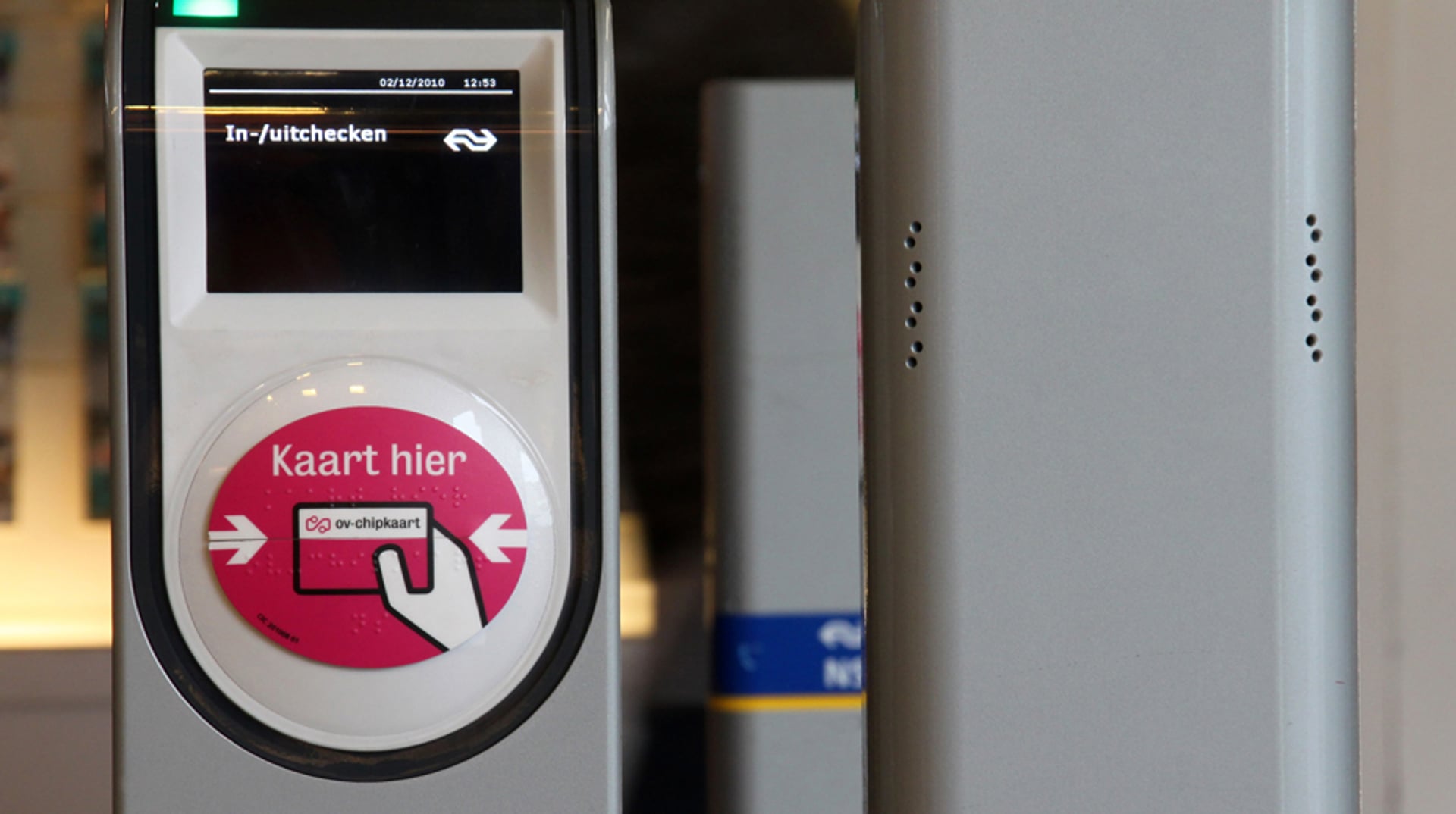 Minder boetes voor studenten die ov-chipkaart te laat beëindigen