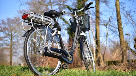 Waarschuwing voor slechte accu's e-bikes - Kassa - BNNVARA