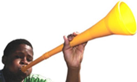 bijlage Atticus rand Nieuwe vuvuzela is stuk stiller - Kassa - BNNVARA