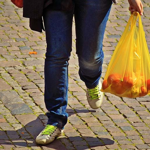 Plastic tasjes verbod: succes of niet?
