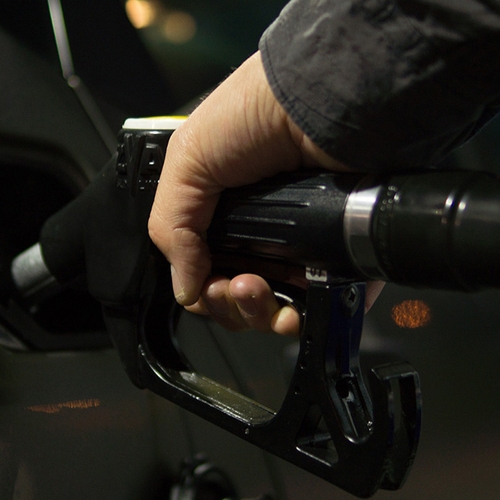 'Benzineprijzen stijgen paar cent na akkoord'