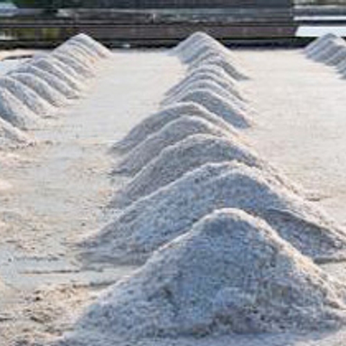 Rijkswaterstaat vult zout aan voor de winter