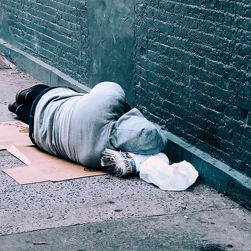 Daklozen langer op straat door woning- en geldtekorten gemeenten