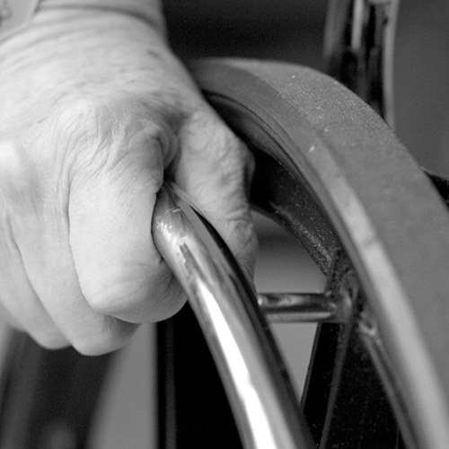 Noodklok om zorg voor meervoudig ernstig gehandicapten