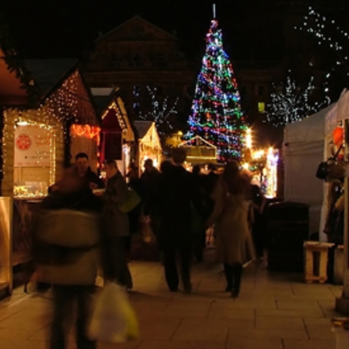 'Kerstmarkten gewild om drank en shoppen'