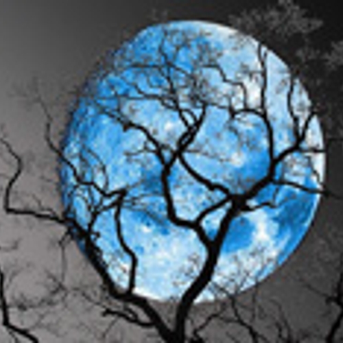 Blauwe maan tijdens de jaarwisseling
