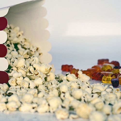 Afbeelding van Verpakkingen van snacks in de bioscoop worden steeds groter